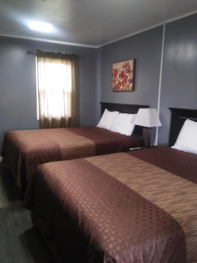 Modoc Inn Алтурас Екстериор снимка