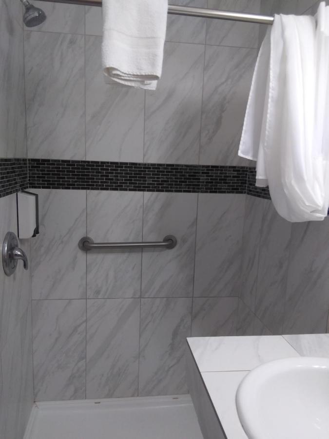 Modoc Inn Алтурас Екстериор снимка